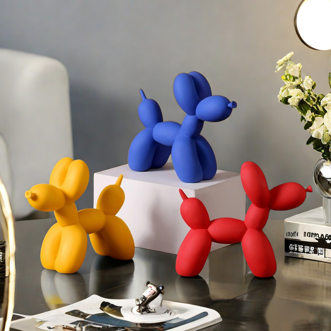 Lovely Color Resin Balloon Dog - Desk Setup Study บทวิจารณ์และราคา